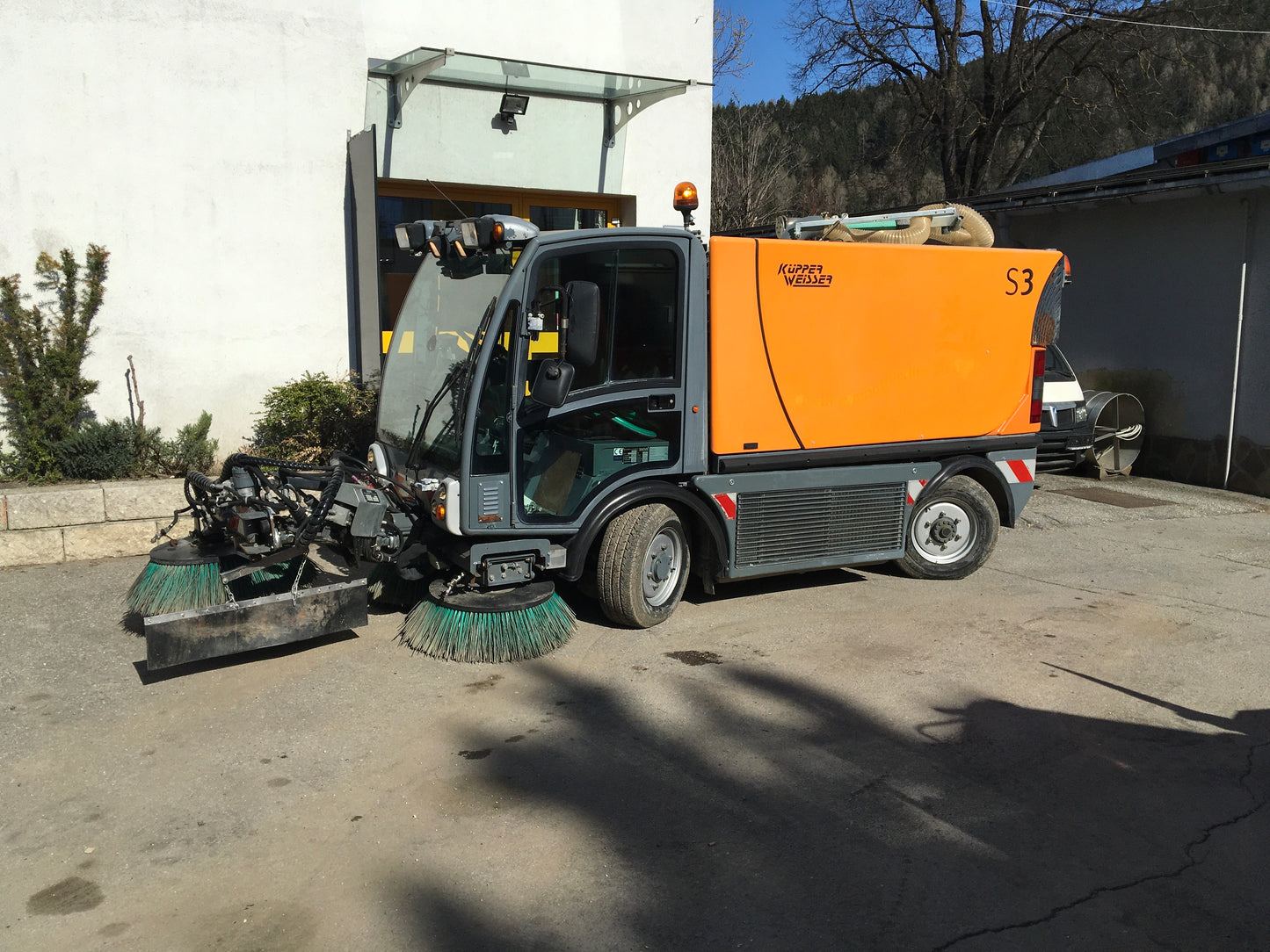 Saugkehrmaschine Boschung S3 2,5m3