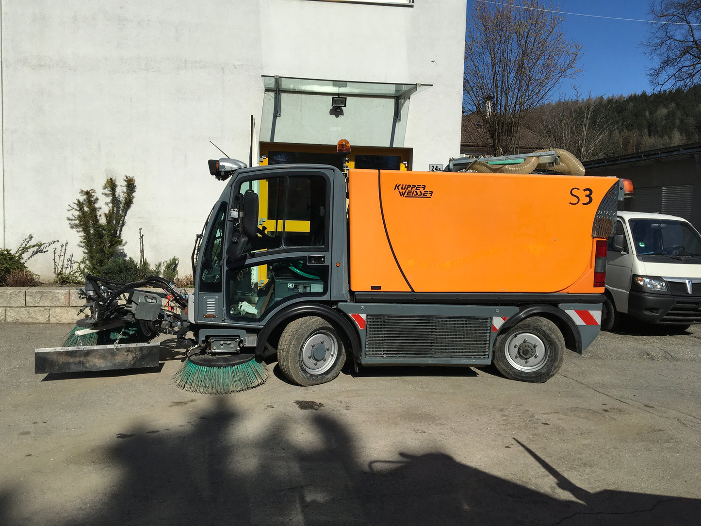 Saugkehrmaschine Boschung S3 2,5m3