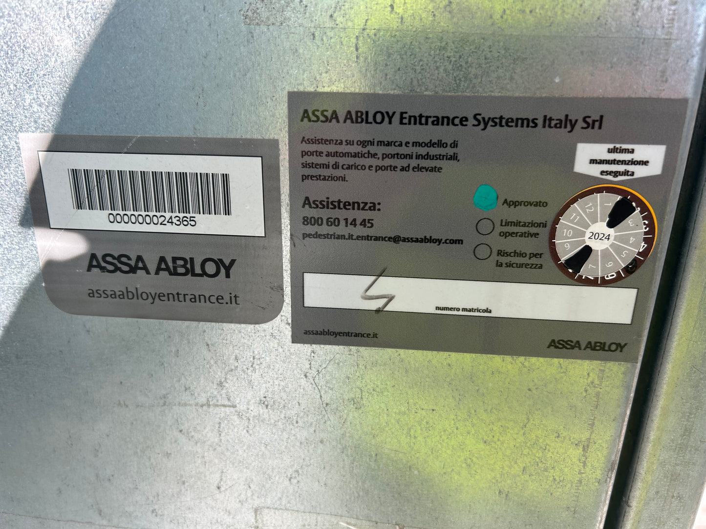 Piattaforma di carico per camion (assa abloy)