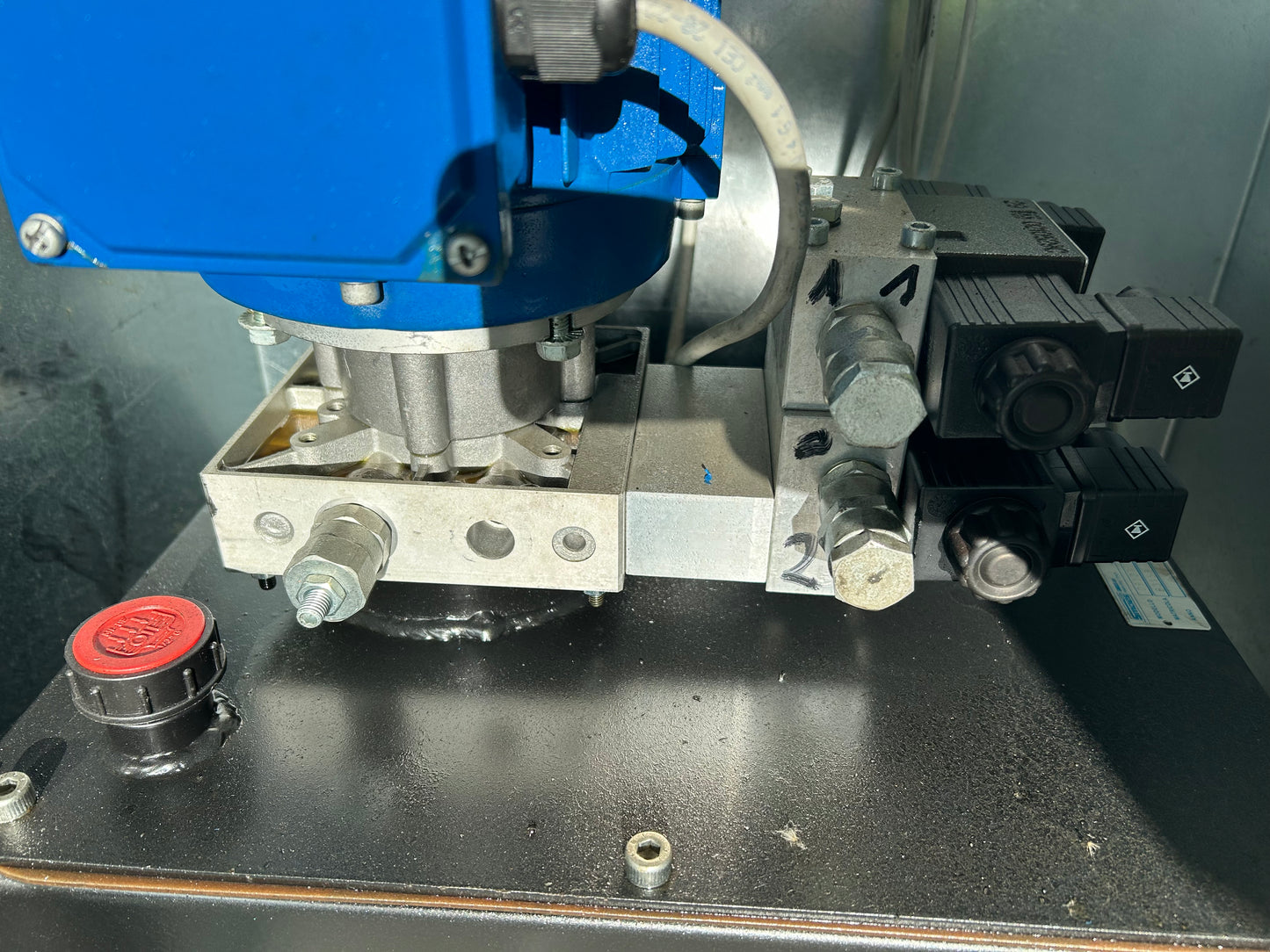 Piattaforma di carico per camion (assa abloy)