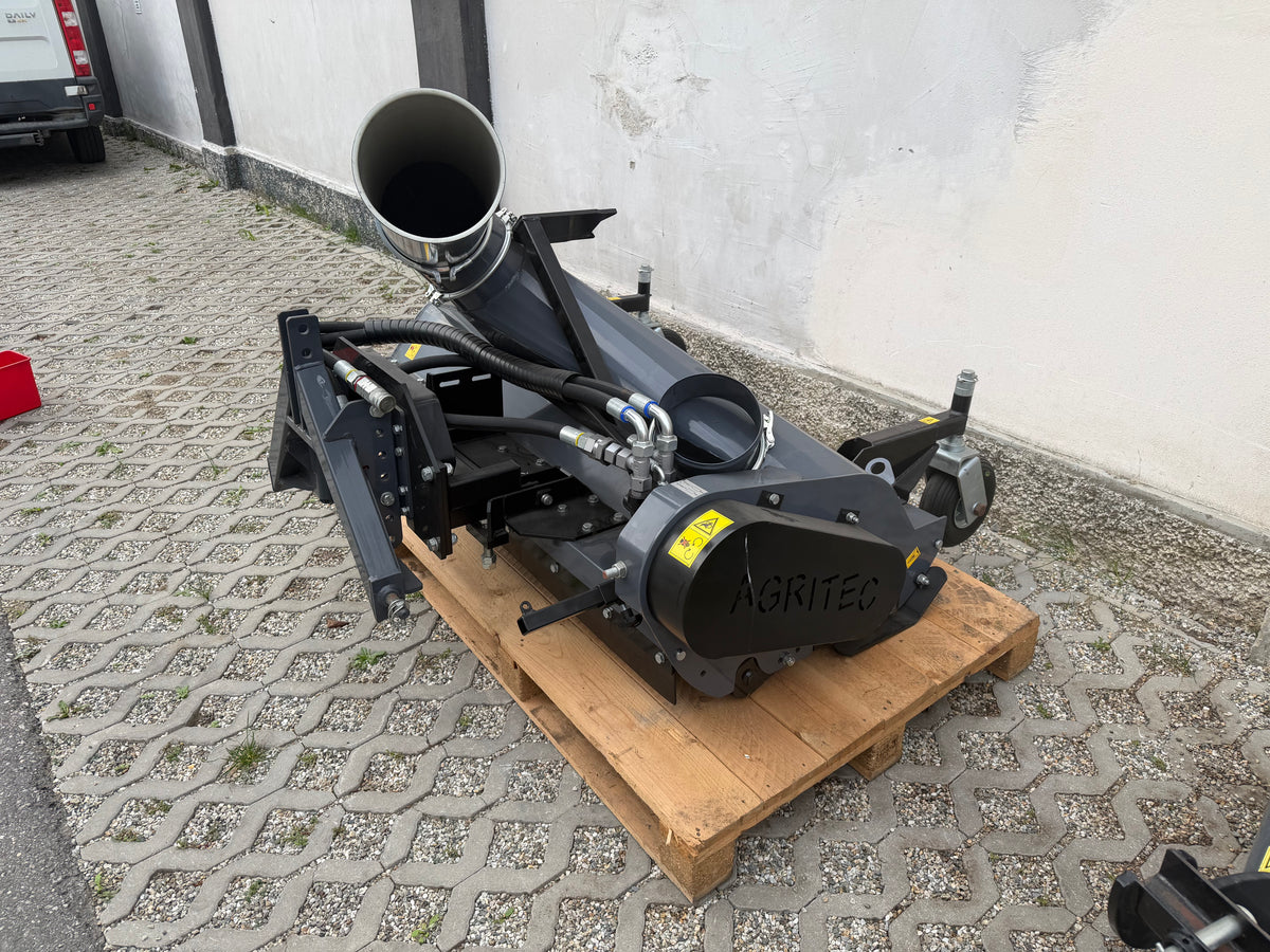 Schnägelmulcher mit Absaugung