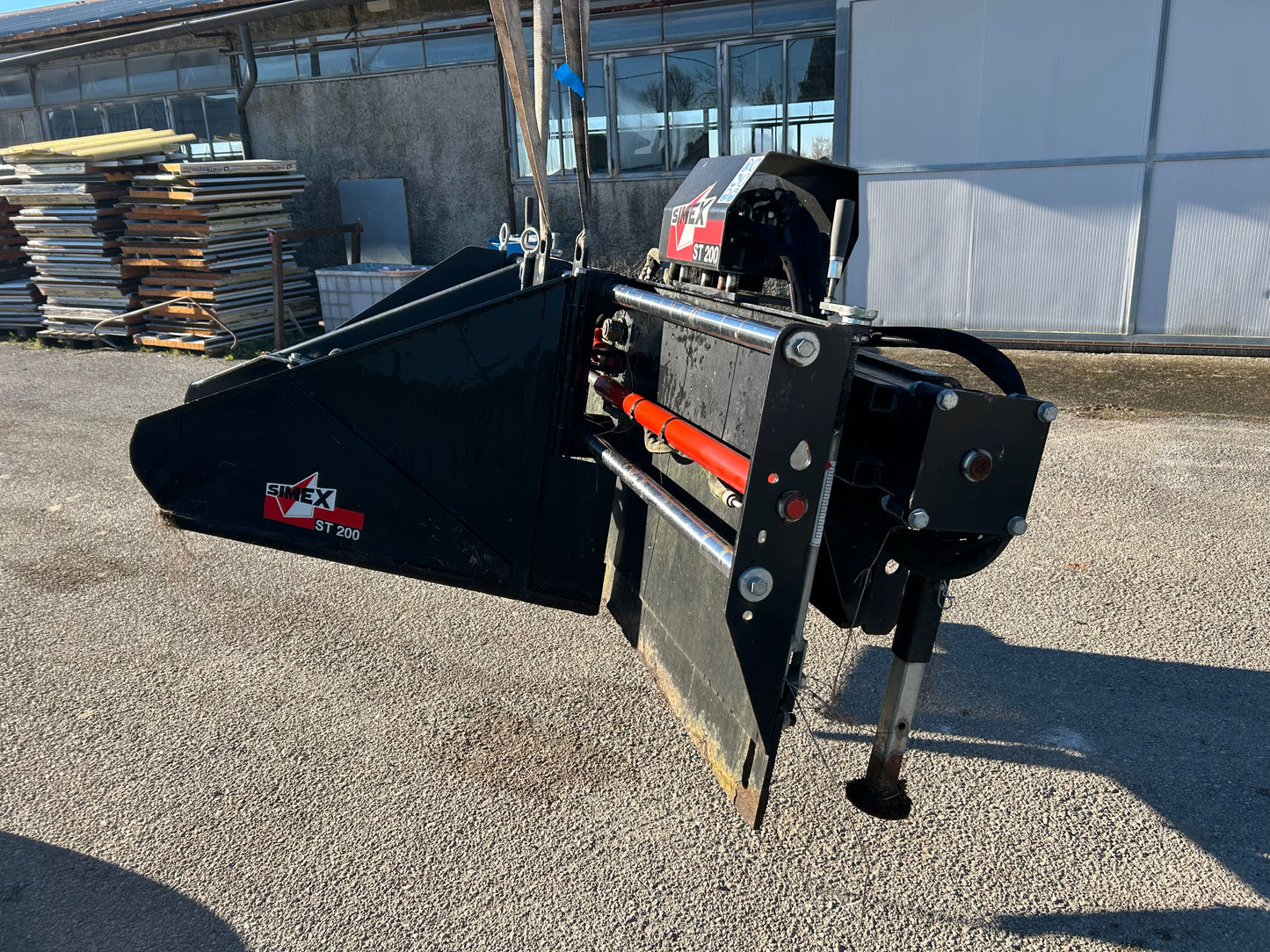 Simex Asphalt und Schotter - Planierer