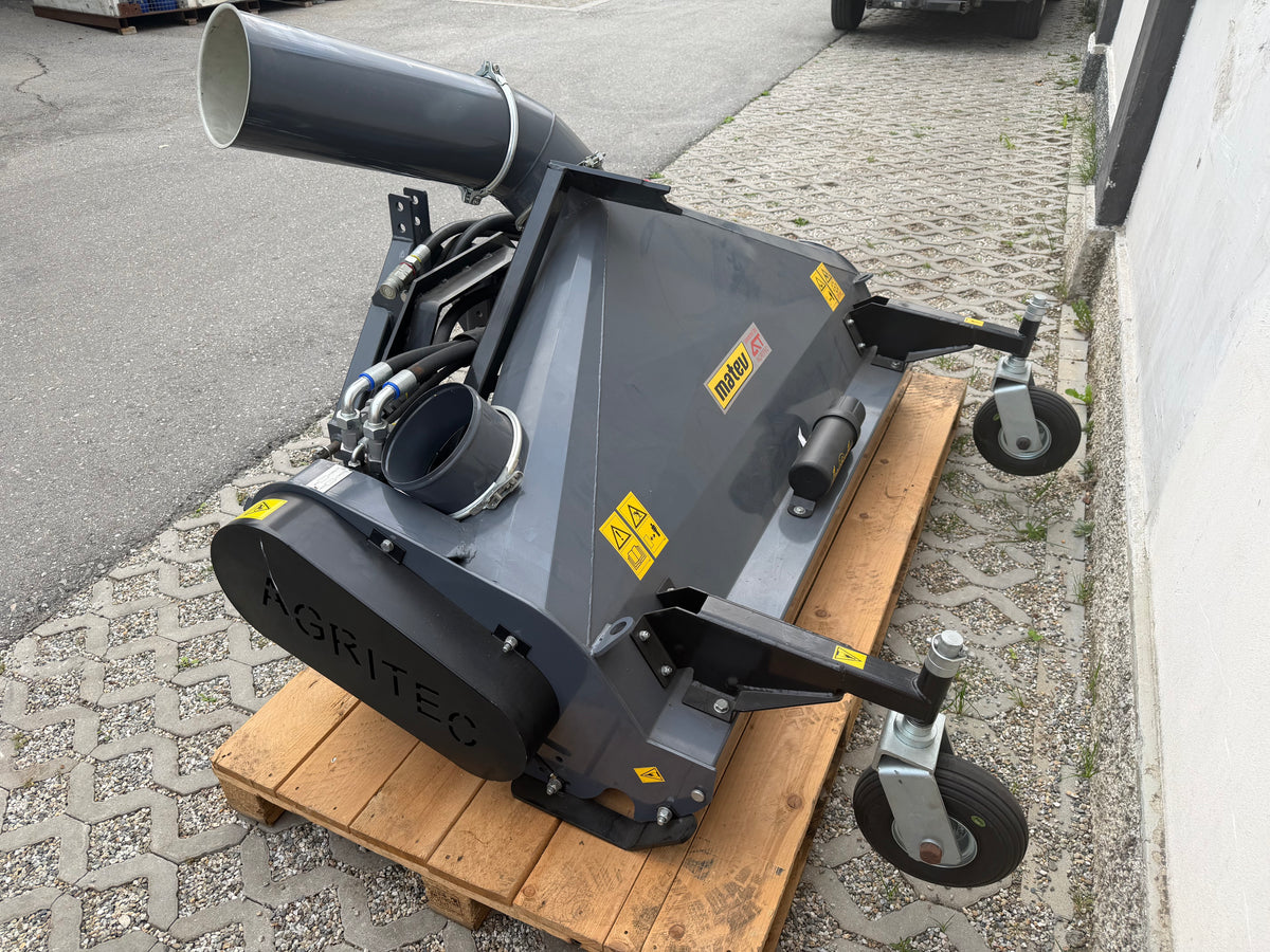 Schnägelmulcher mit Absaugung