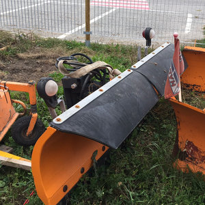 Schneepflug Schmidt FLL20, 2000mm, neu für Traktor geeignet