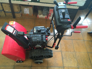 Schneefräse mit Benzinmotor