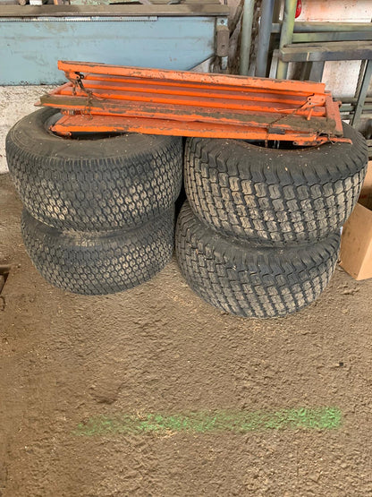 Aebi KT65 mit Schneeturbofräse