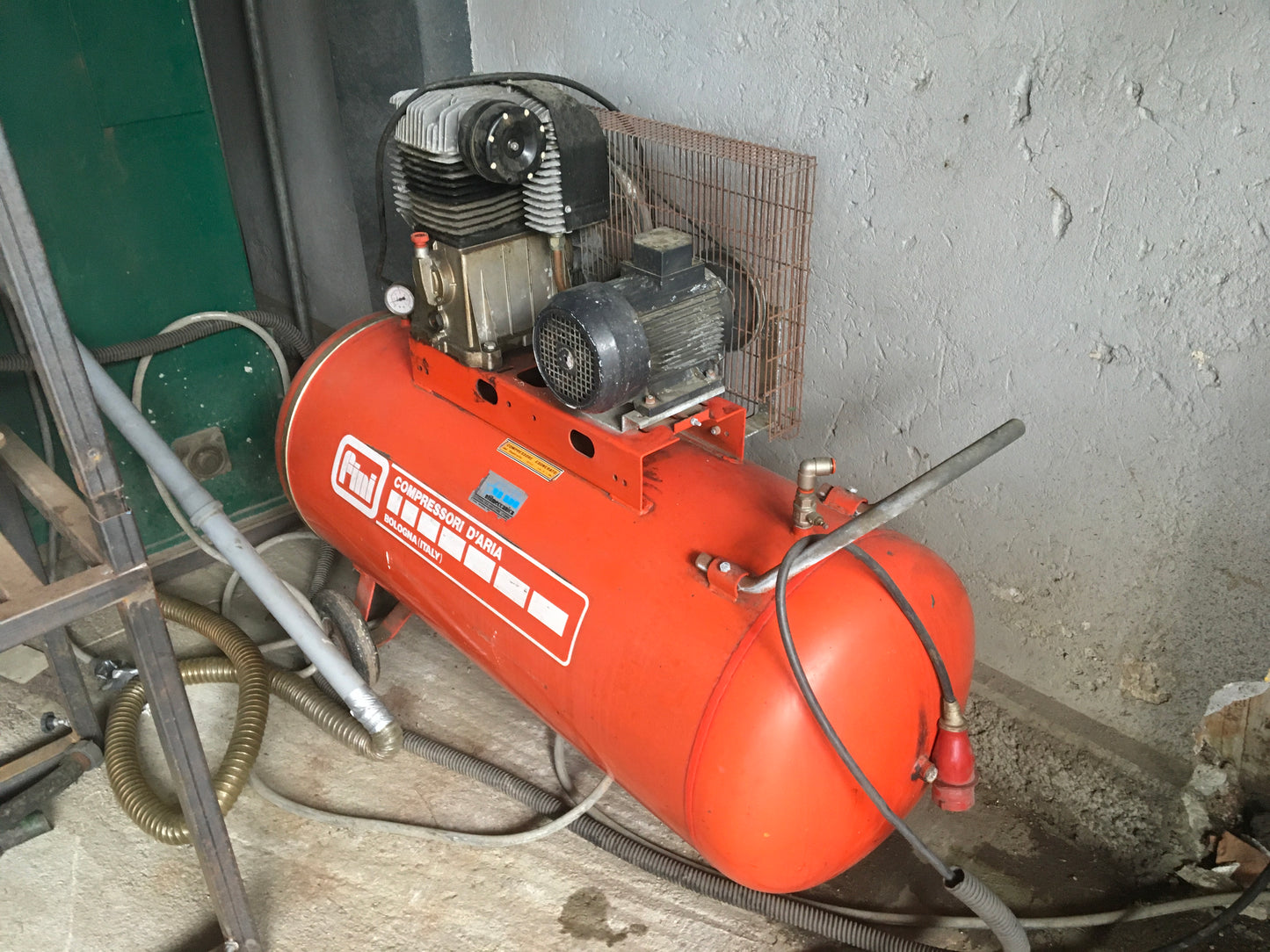 Druckluft Kolbenkompressor FINI 380V 3PH. 300 Liter