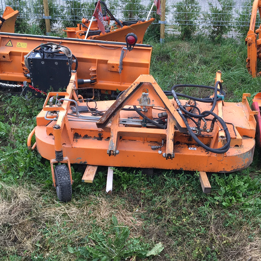 Mähwerk mit hydraulischem Antrieb für Boki
