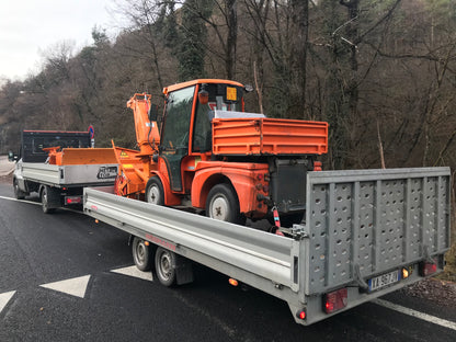 Aebi KT65 mit Schneeturbofräse