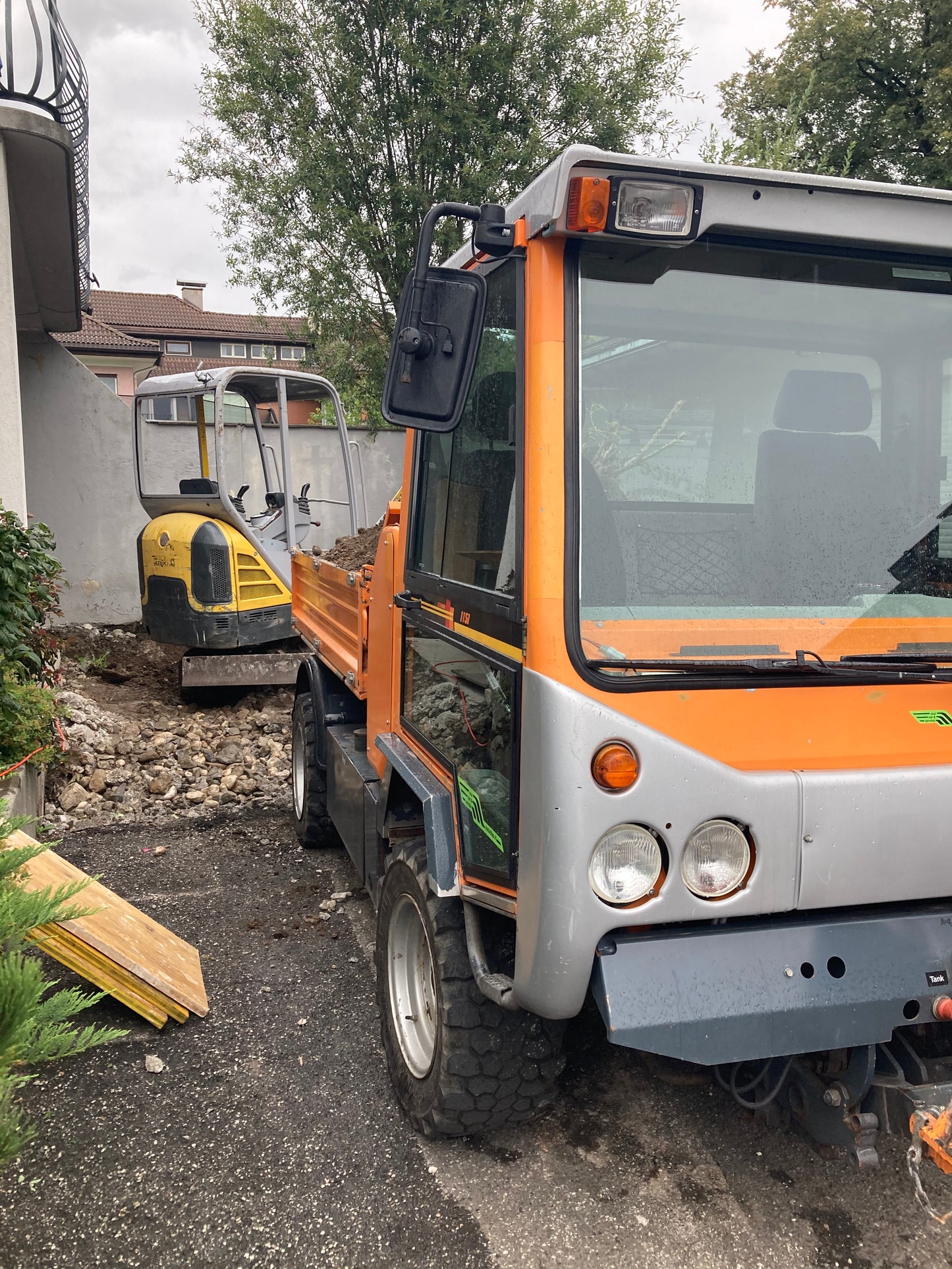 Boki 1151b