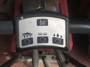 Boden-Nassreinigungsmaschine, batteriebetrieben