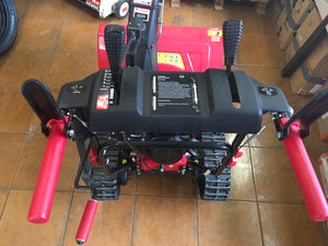 Schneefräse mit Benzinmotor